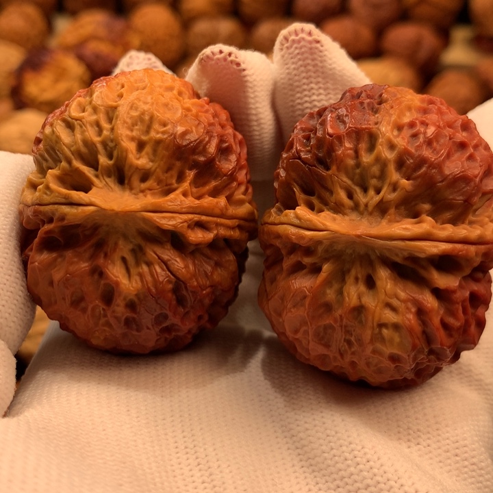 小***鱼吊坠文玩核桃16…………