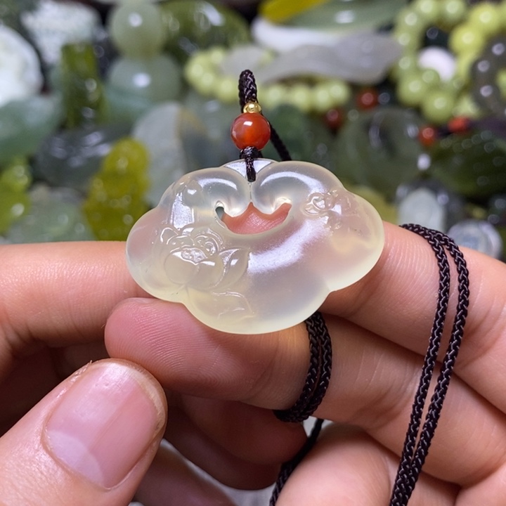 岫玉未镶嵌岫玉颈饰