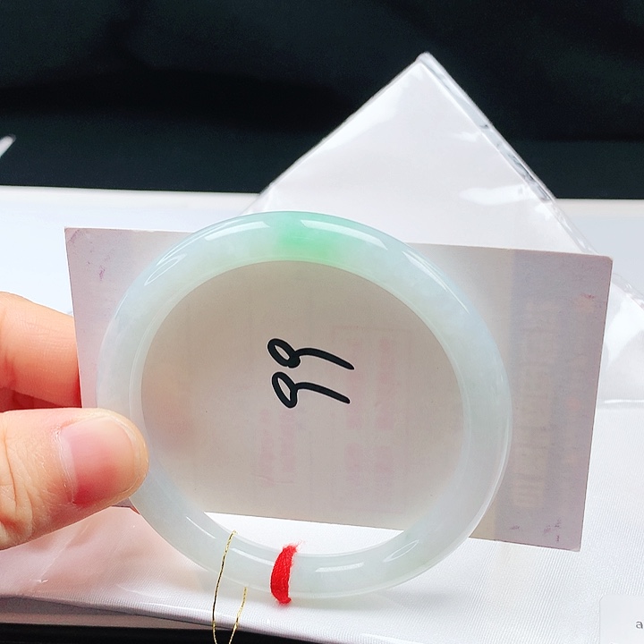 翡翠手镯未镶嵌56➕圈口