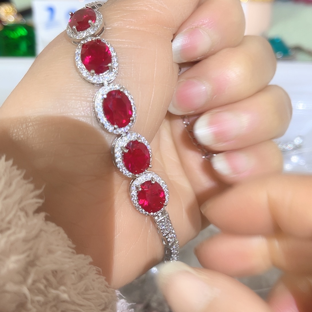 钨金璀璨夺目耀眼