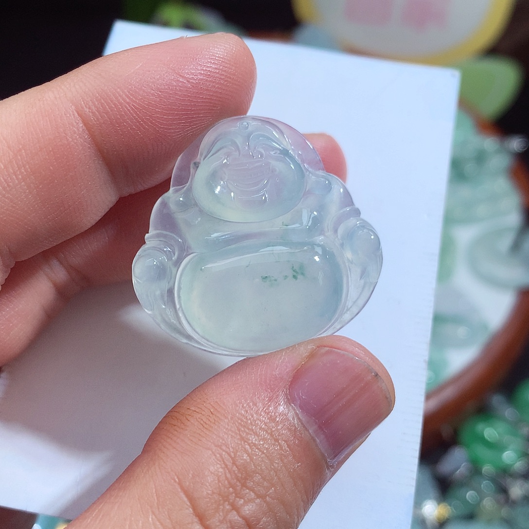 翡翠未镶嵌颈饰佛公