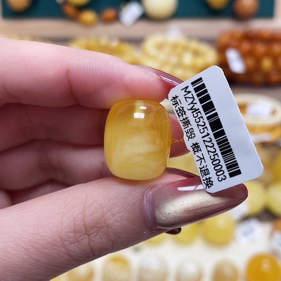 蜜蜡未镶嵌珠宝奇石15.6*18.5mm桶珠