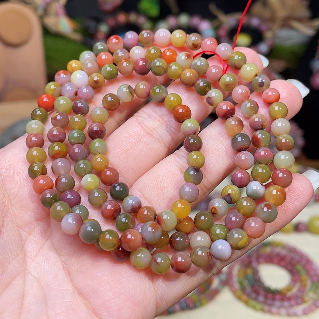 玛瑙/玉髓未镶嵌珠宝半成品盐源玛瑙包浆多圈