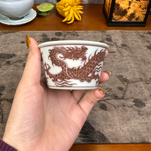 冯公窑 釉里红龙纹小冰桶直口杯