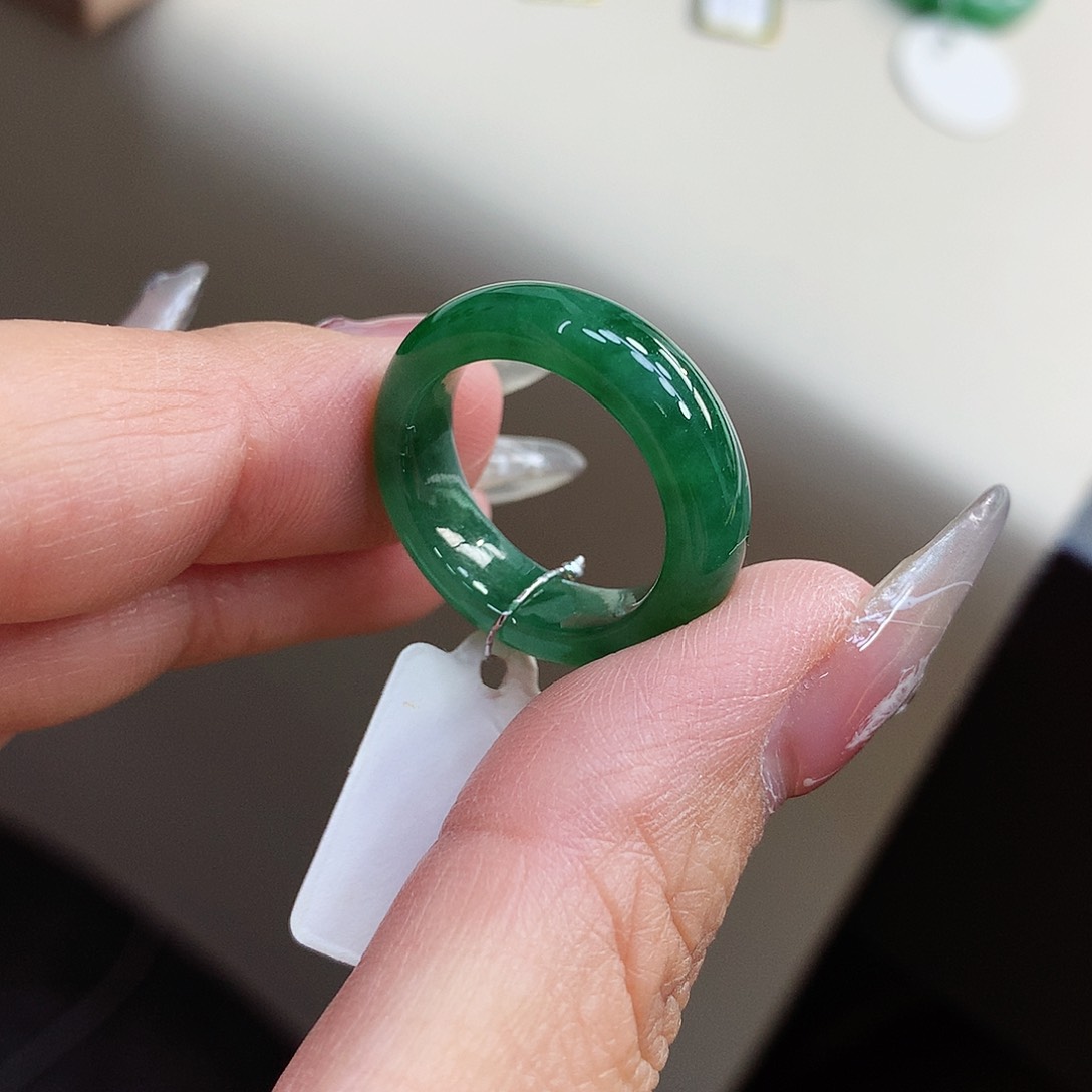 翡翠戒指未镶嵌雨**大15号