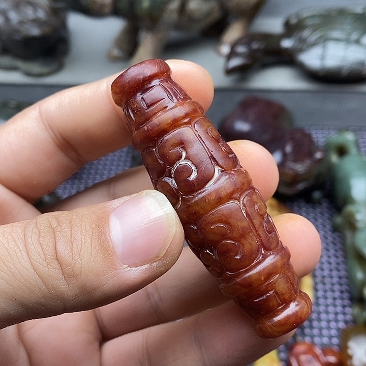 未镶嵌蛇纹石玉颈饰