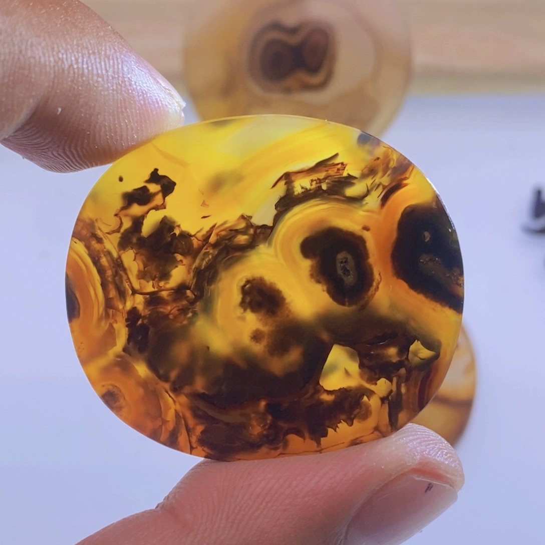 玛瑙/玉髓颈饰未镶嵌