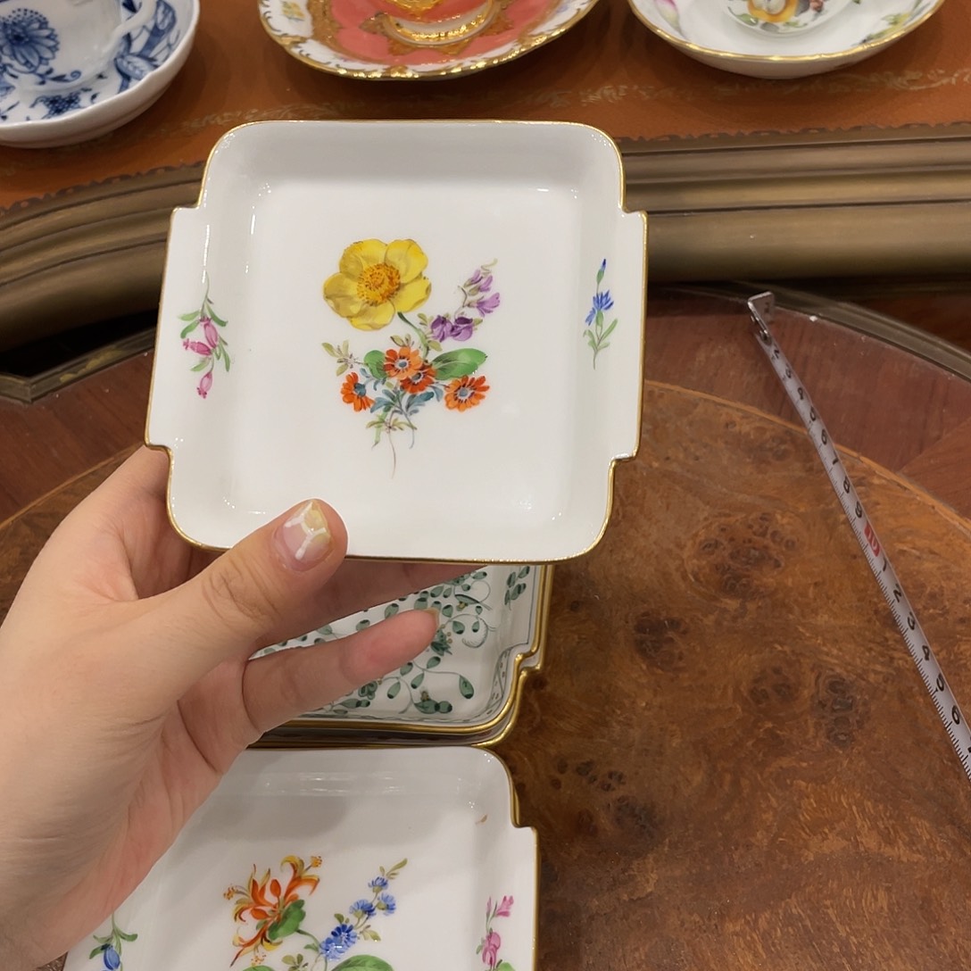 瓷片中古一等小碟子