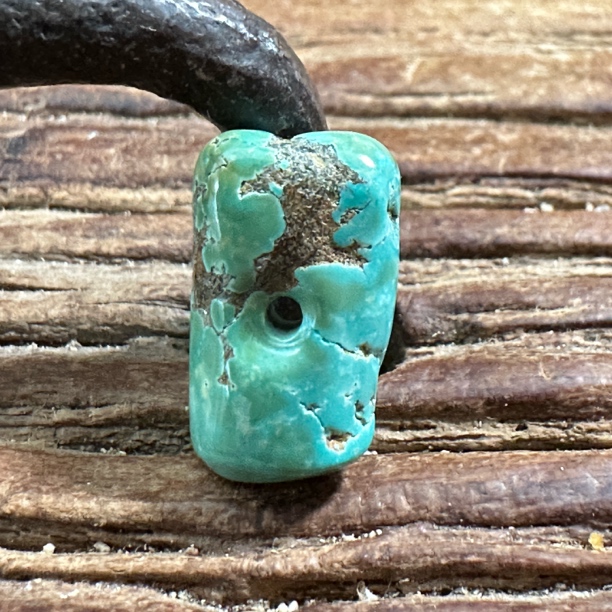 精品天然原矿松石珠子4d21n39p71y5s1n1