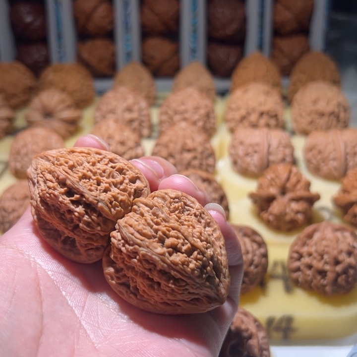 我***的吊坠文玩核桃密纹38