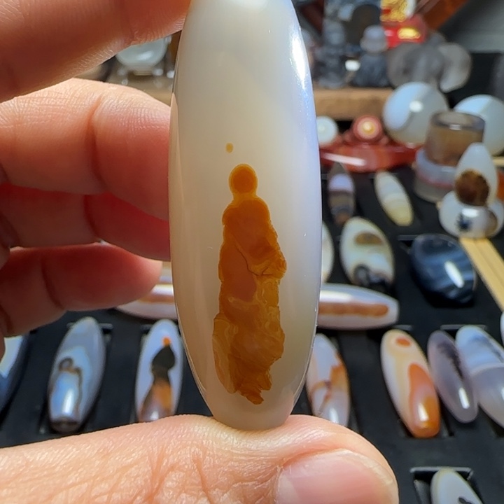玛瑙/玉髓未镶嵌珠宝半成品
