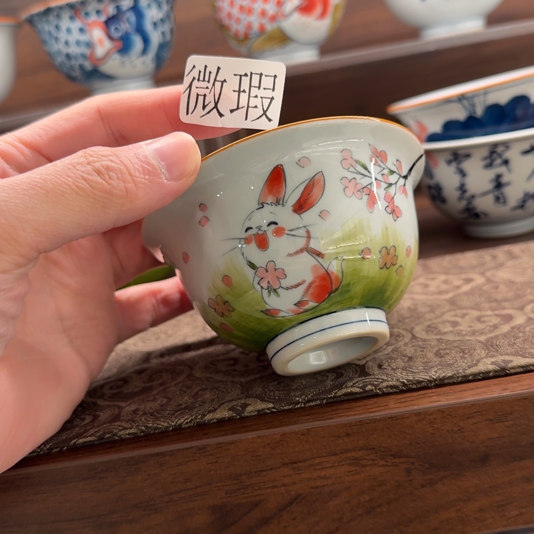 釉下手绘茶具微瑕