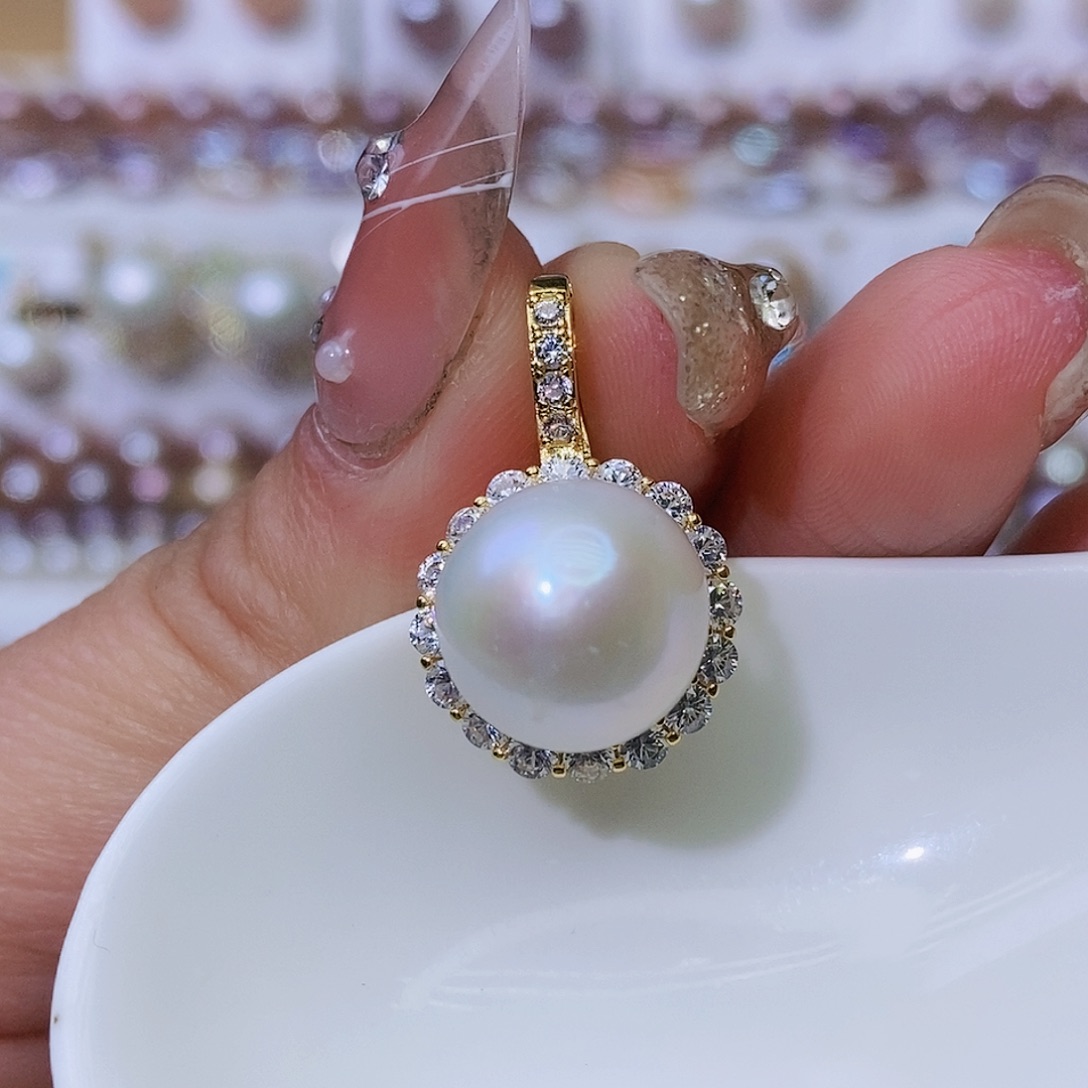 淡水珍珠颈饰合金