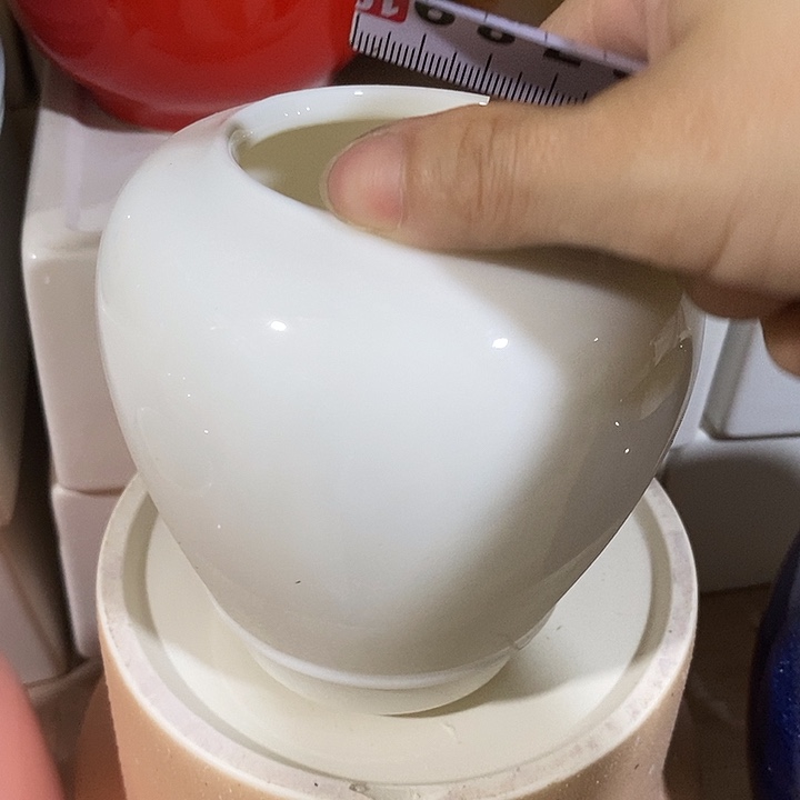 摆件陶盆有孔 瑕疵介意勿拍