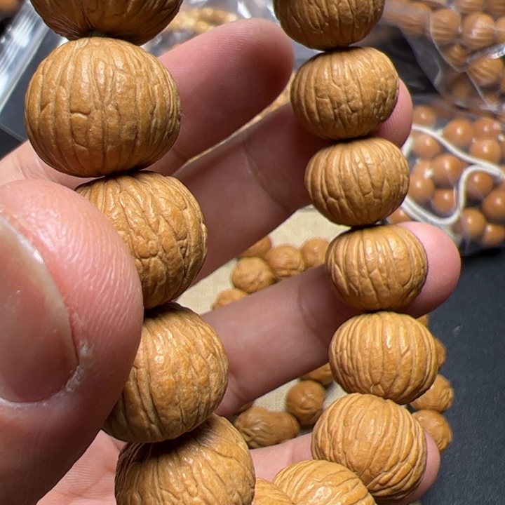 猴头核桃手串范***饭见了
