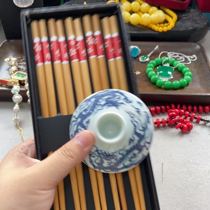 瓷片哈哈哈哈哈哈哈哈哈哈哈哈哈哈