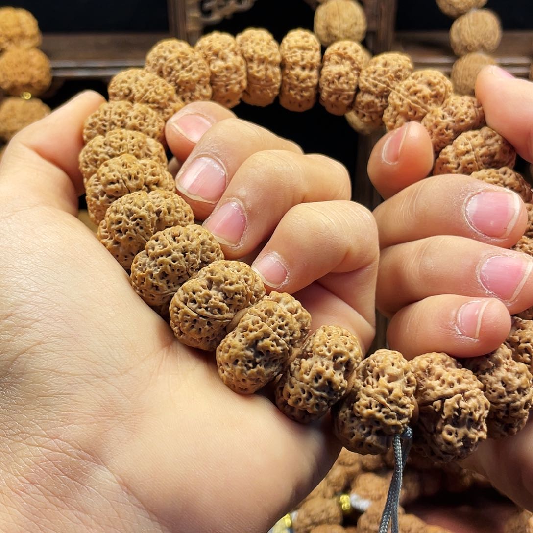 金刚菩提吊坠?****）24夹板