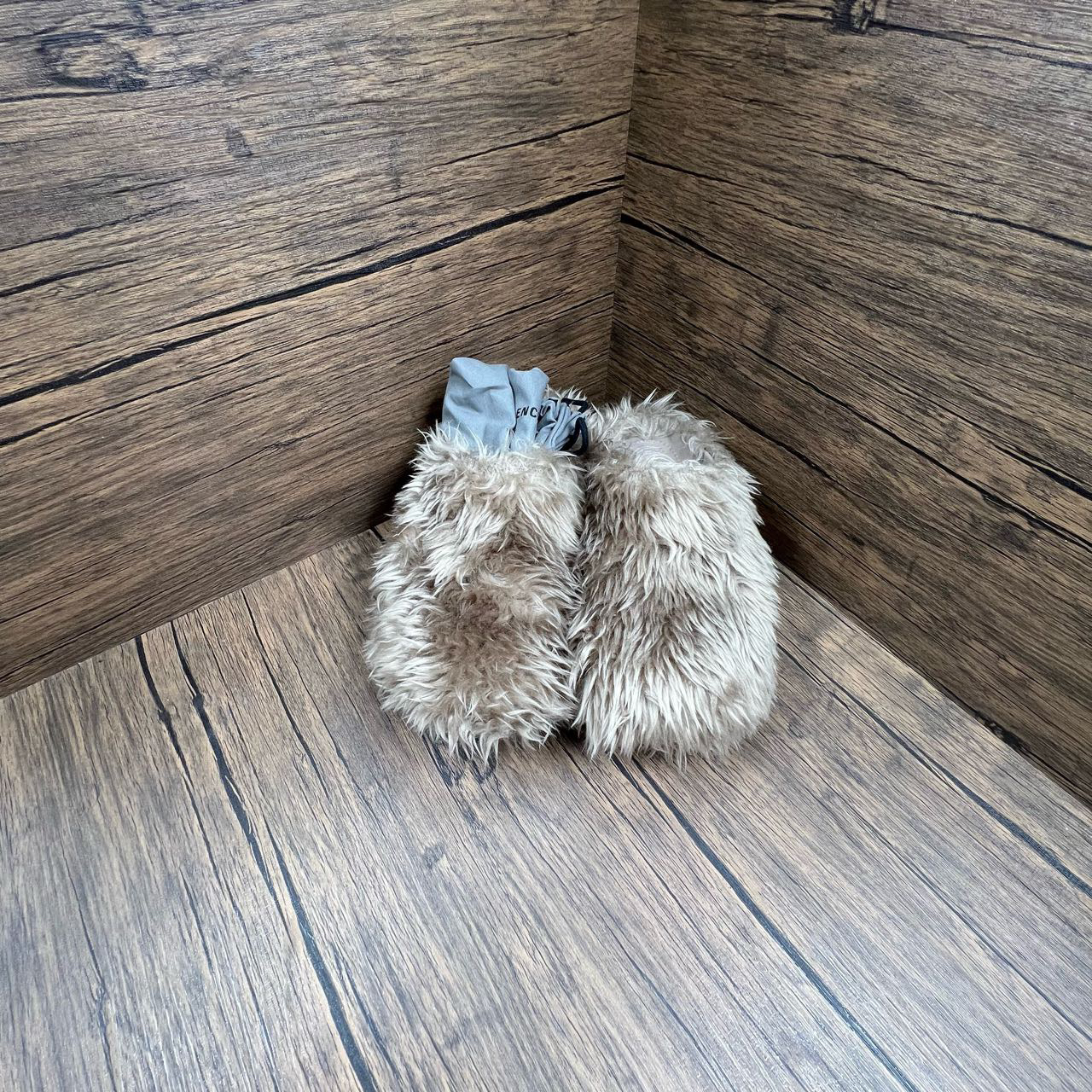 99新 Balenciaga/巴黎世家 Crocs 厚底毛毛拖鞋 36码/防尘袋