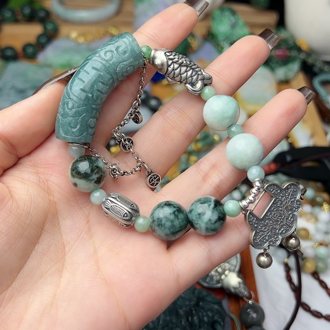 翡翠手链未镶嵌手链