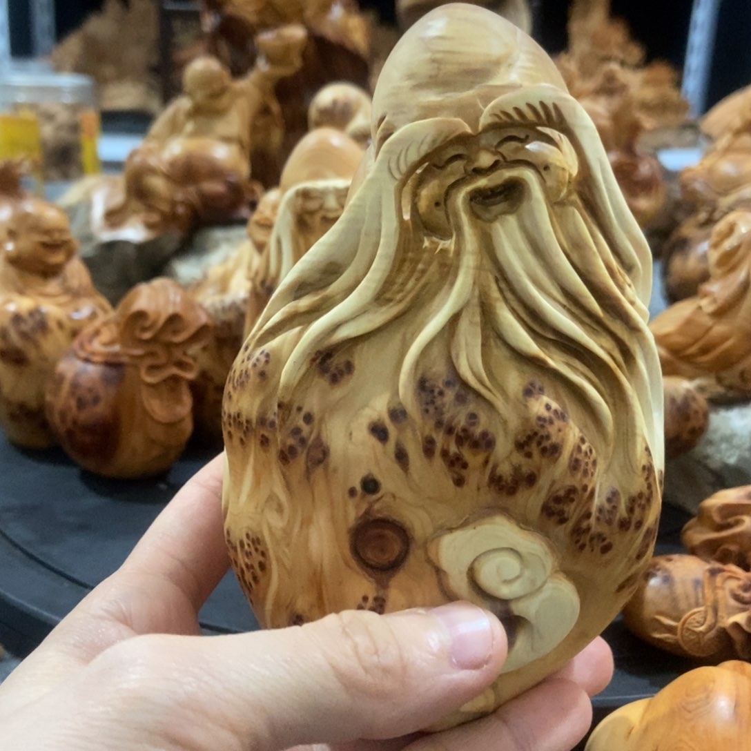 柏木（崖柏）笑****生留疤寿星