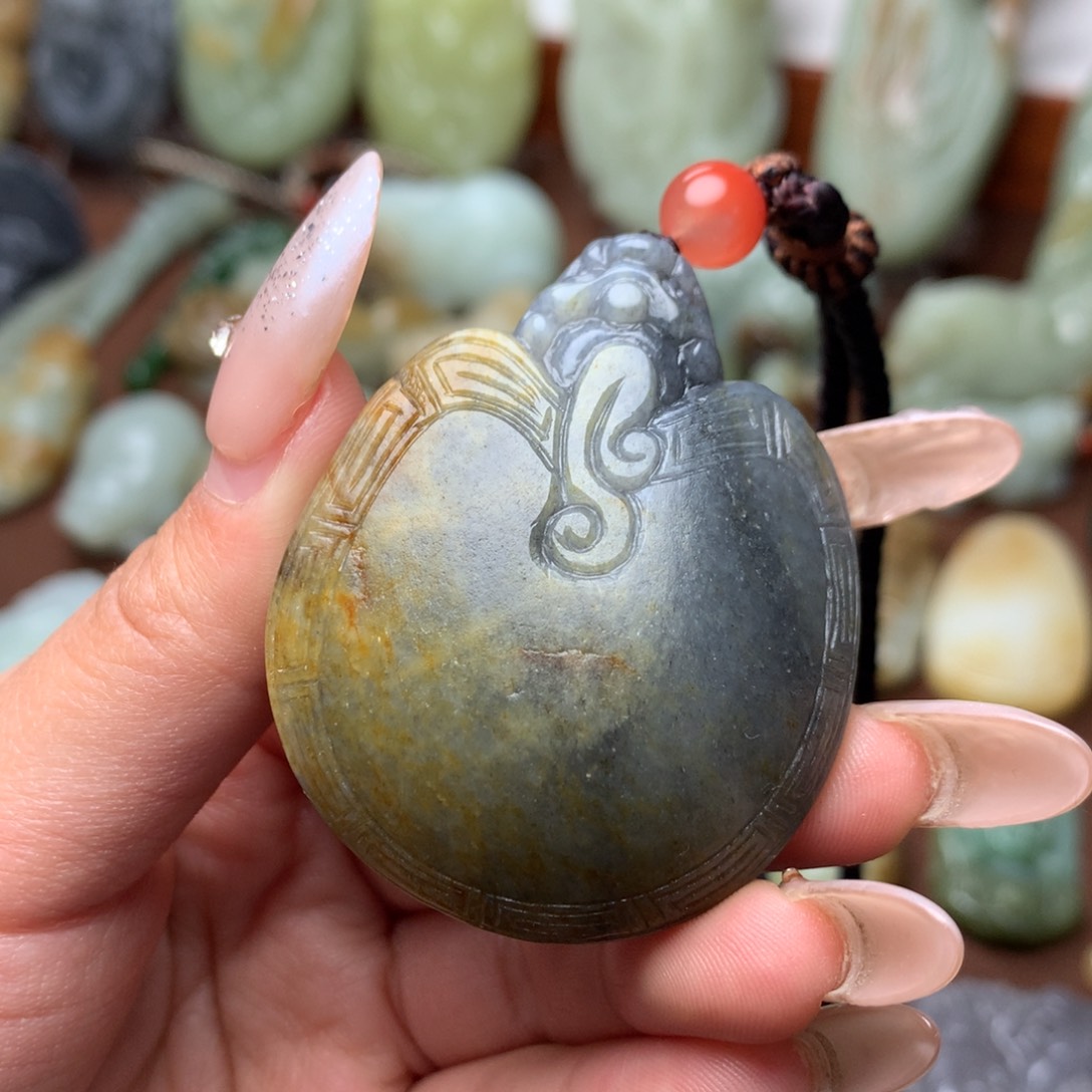 和田玉挂件未镶嵌