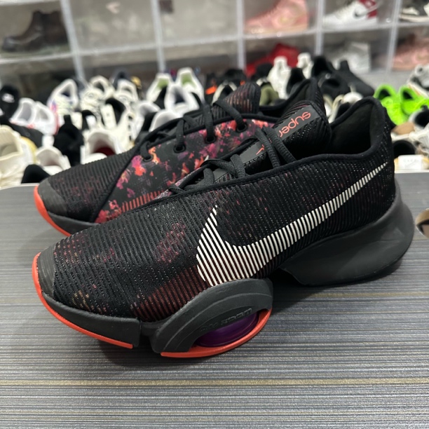 95新 maje 44码/Air Zoom SuperRep 2 训练鞋 黑白红 男款