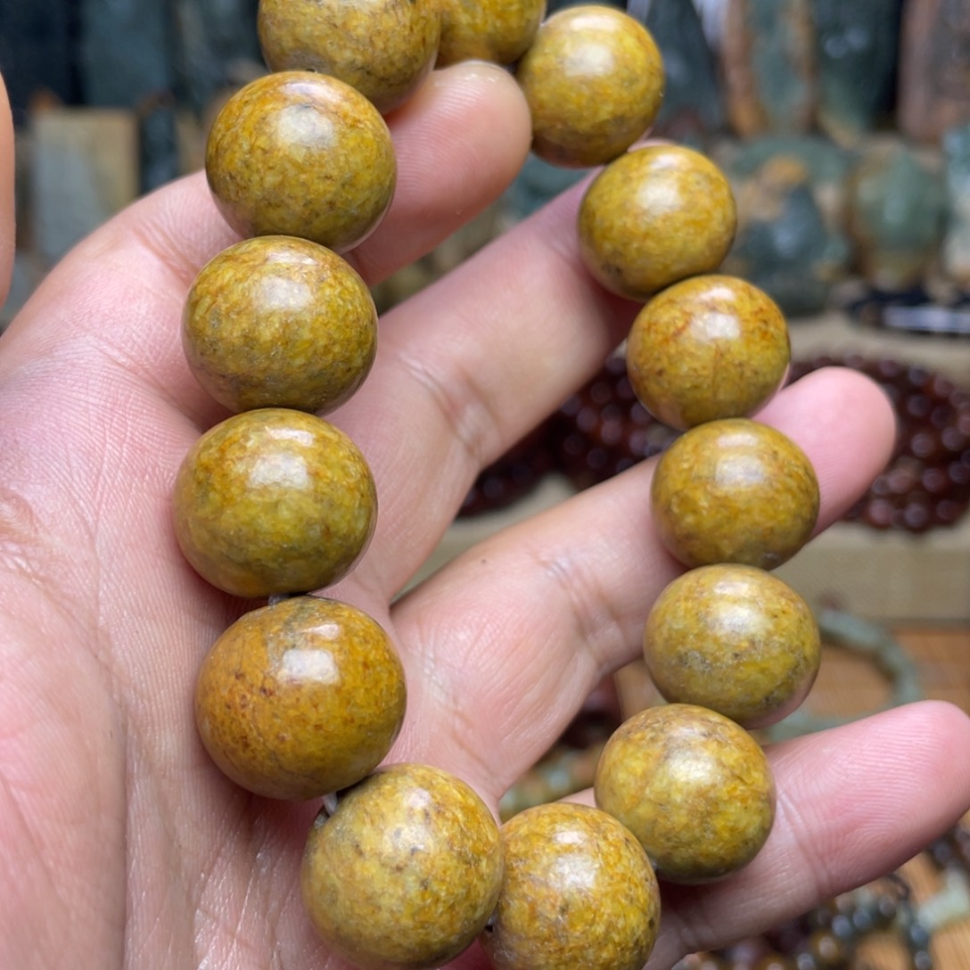 岫岩河磨玉（透闪石质玉）未镶嵌颈饰卡18