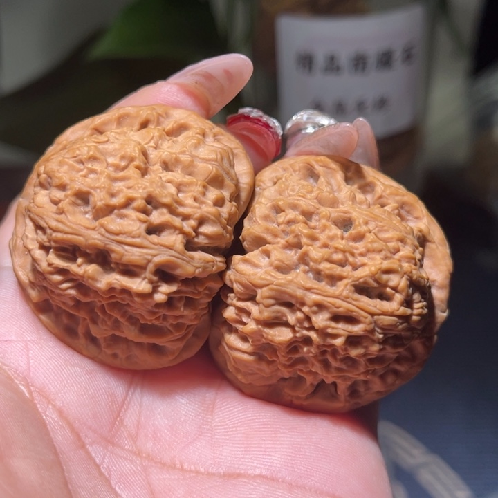 桃核把件               42