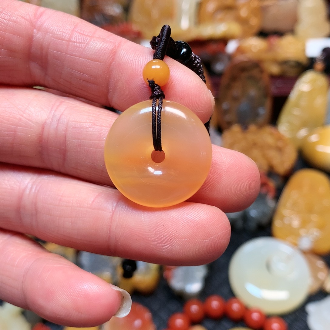 石英质玉（黄龙玉）挂件未镶嵌