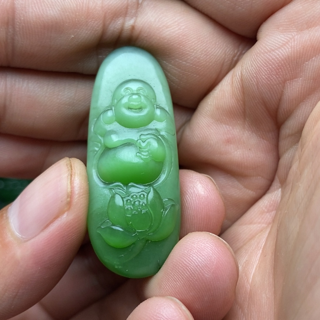 未镶嵌和田玉（碧玉）挂件