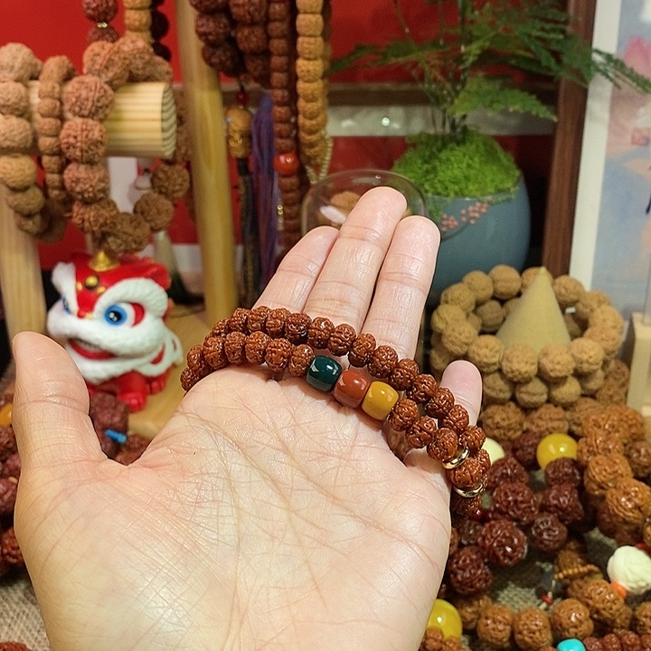 金刚菩提手串96玉华双圈红绿珠