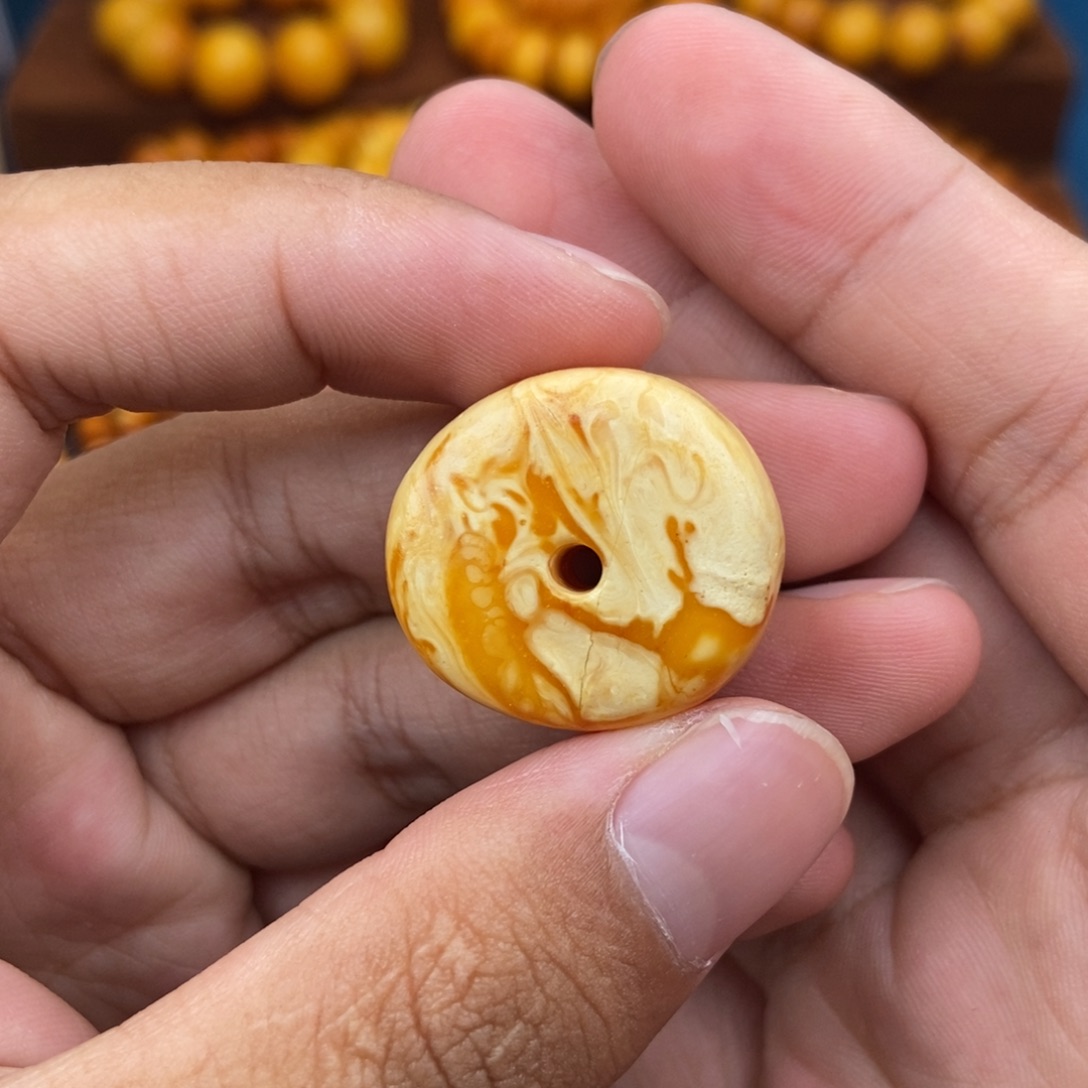 未镶嵌琥珀珠宝奇石用****?