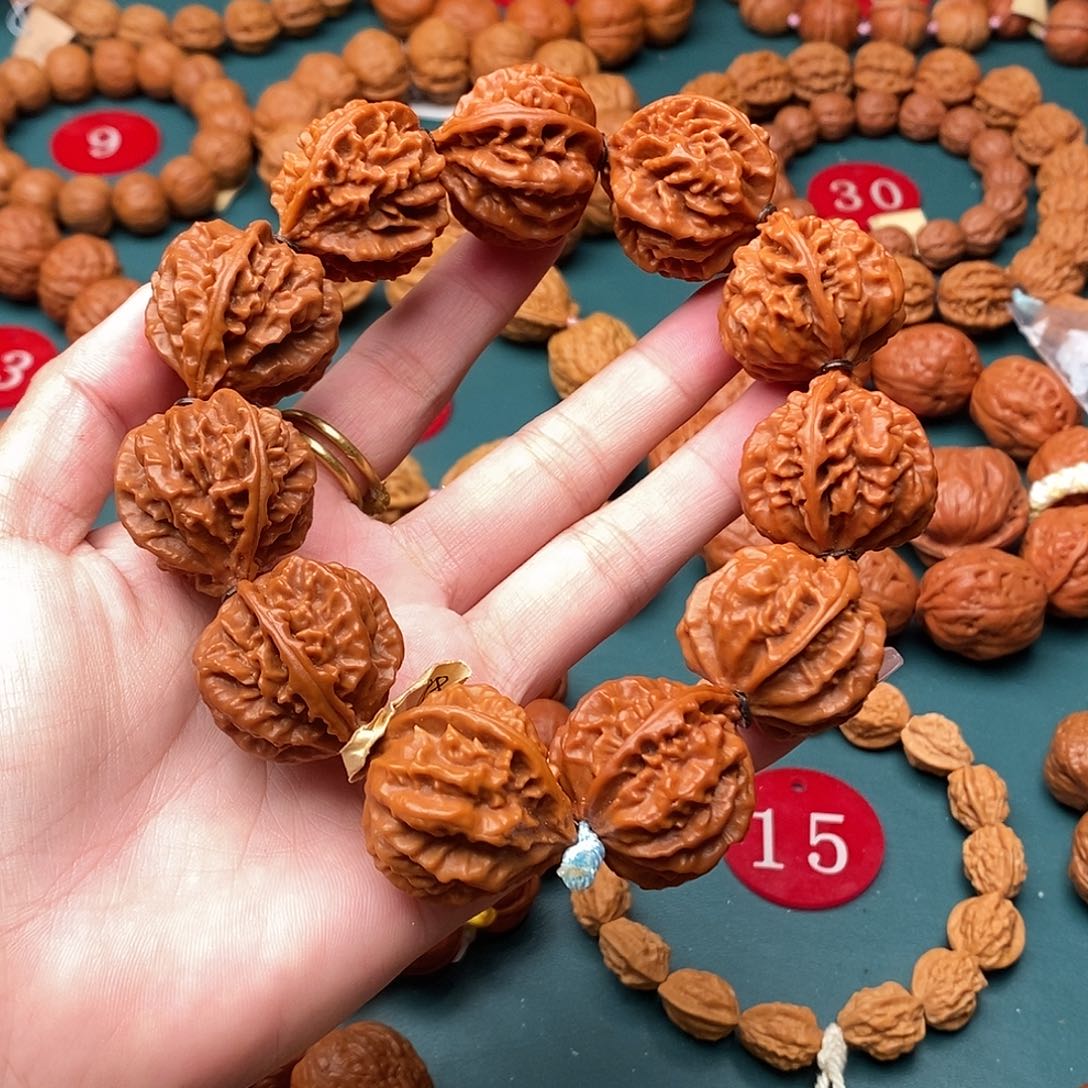 文玩核桃吊坠火焰纹龙脊