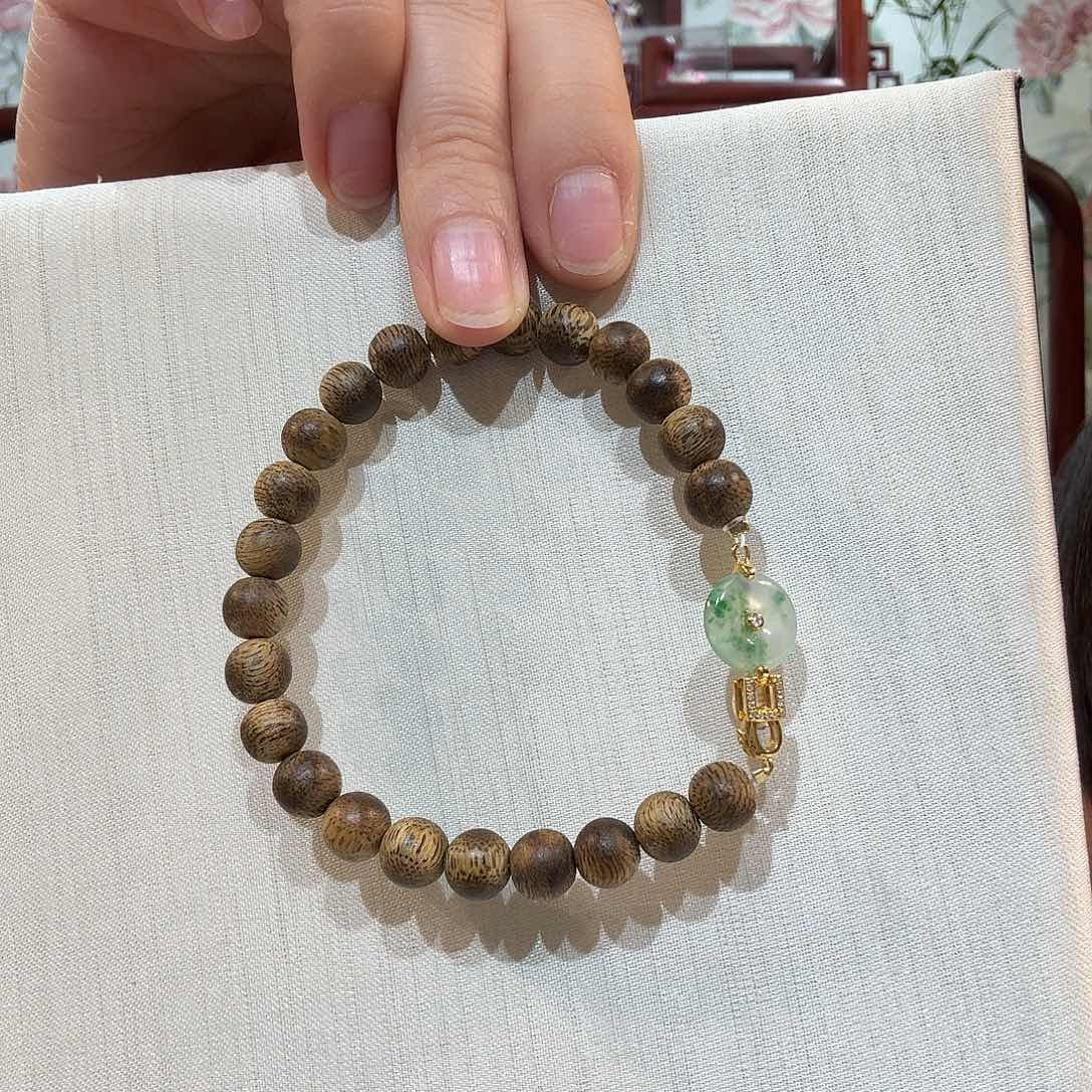 翡翠18K金镶嵌颈饰颈饰