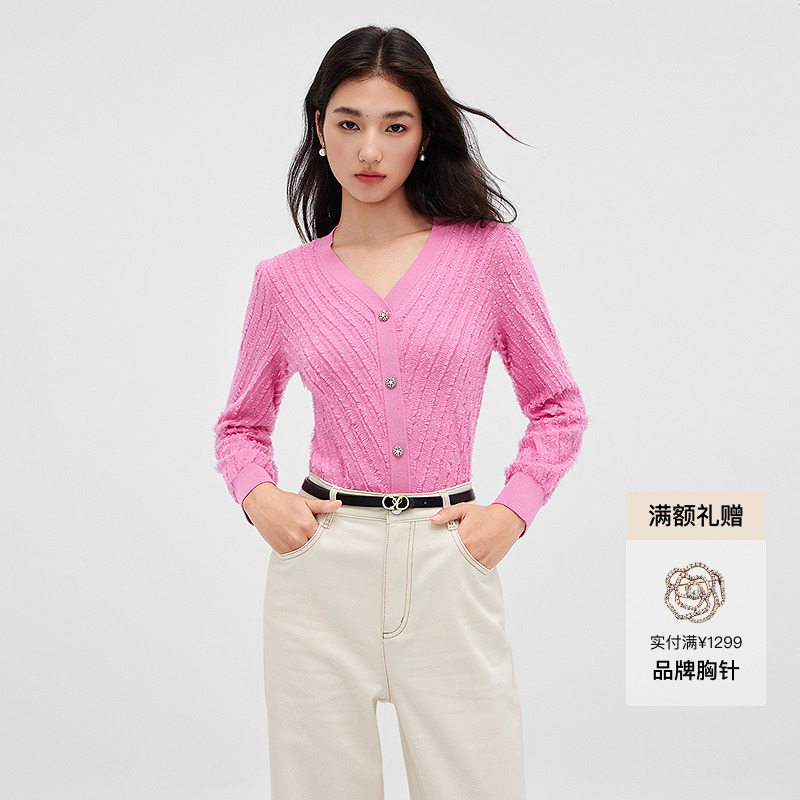 珂莱蒂尔25冬新款【星光针织】法式鸡心领绵羊毛针织套头毛衣