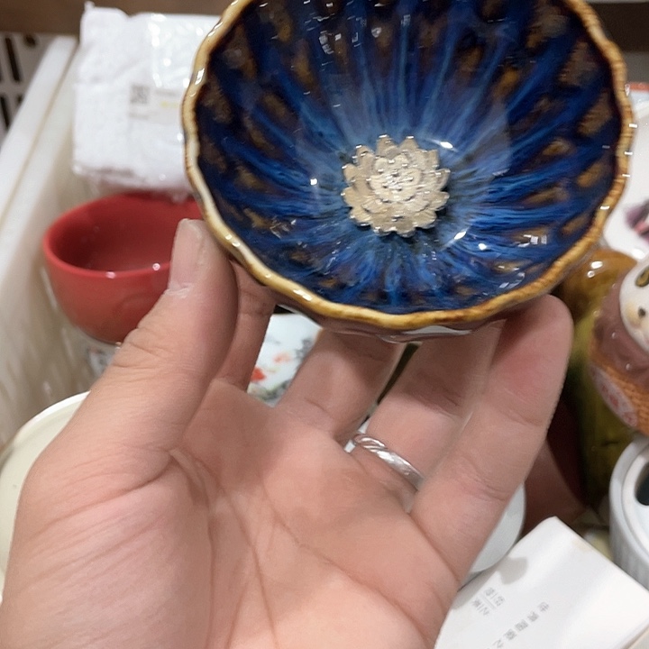 陶瓷茶具全部清清完回家过年