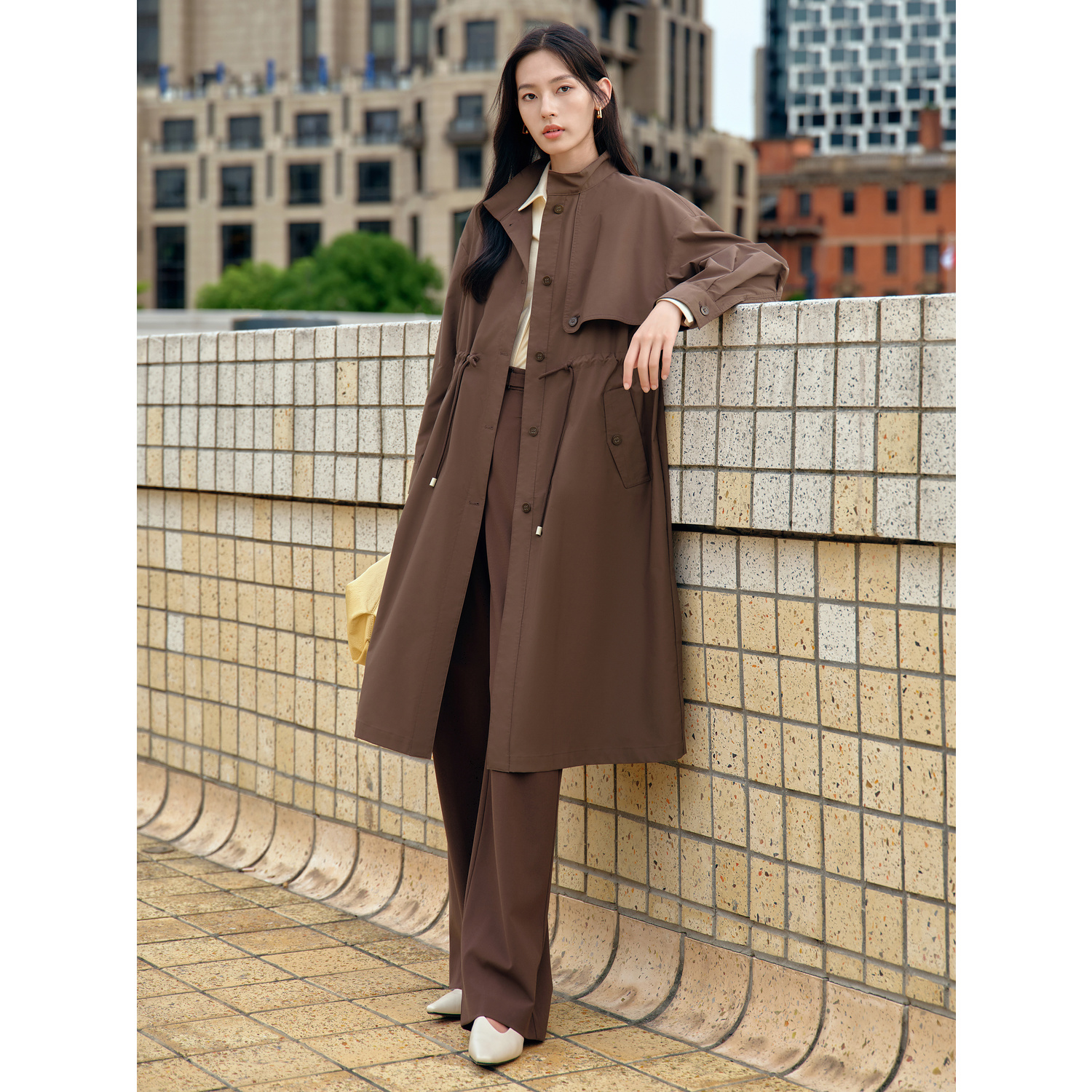 【星线好物】玖姿安娜蔻JTEQ411029抽绳收腰多色风衣外套女秋