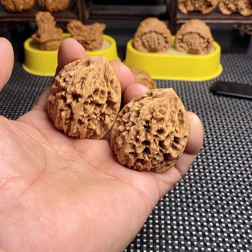 【闪购商品】文玩核桃吊坠核**心精品课程的教学工作和