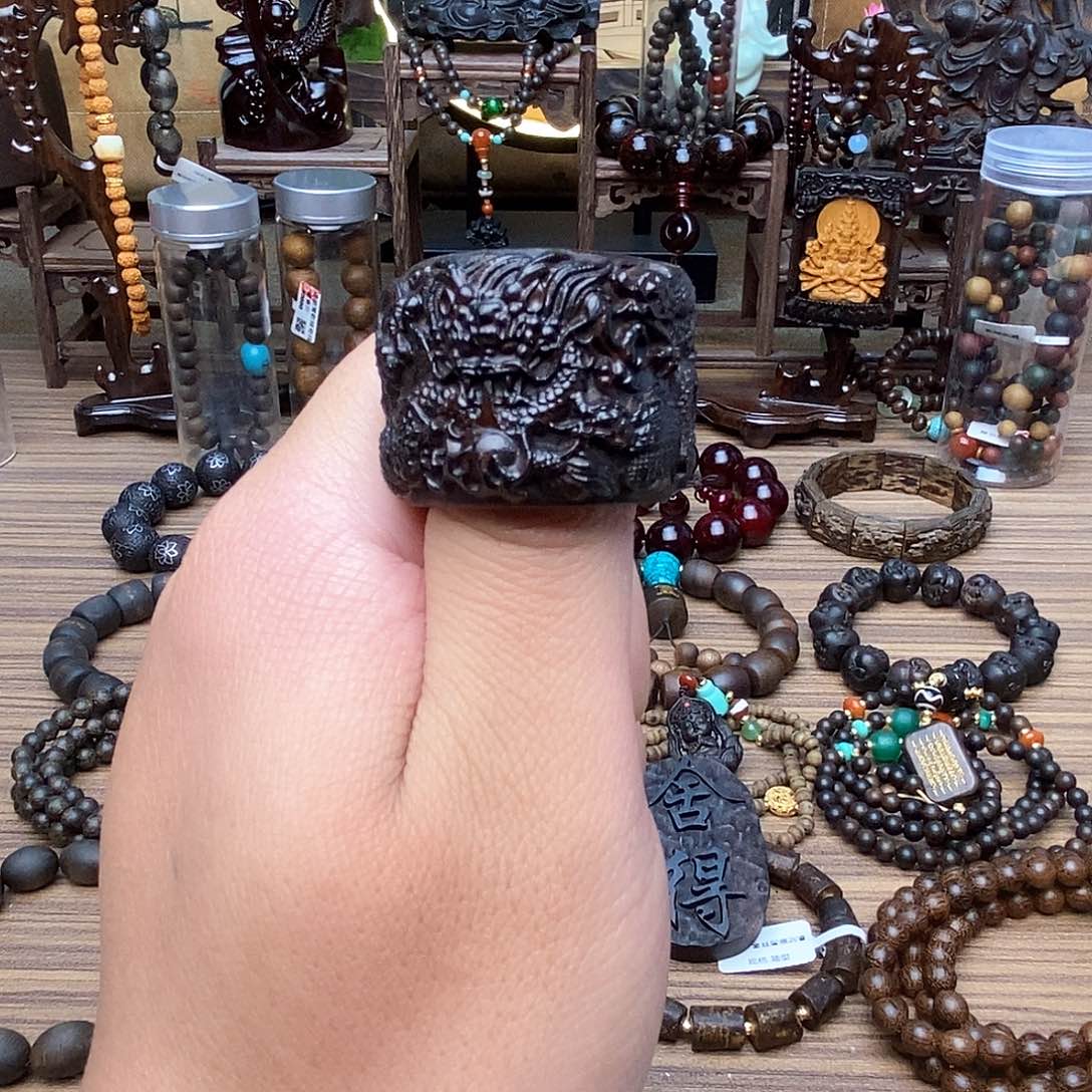 滴血莲花菩提手串