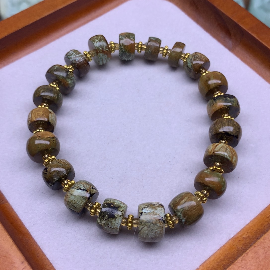 特色直切单圈手串22.6克