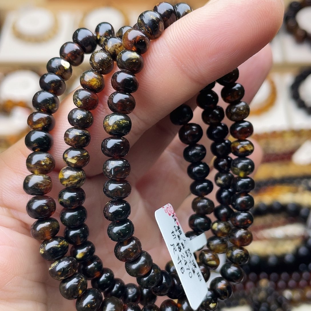 琥珀未镶嵌裸石六90765