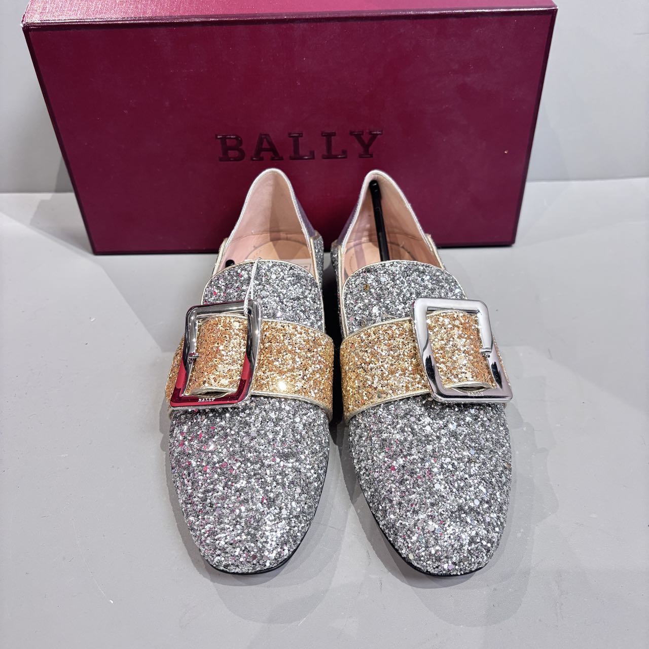 未使用 BALLY/巴利 蔚蓝中古/ 亮片乐福鞋 37码