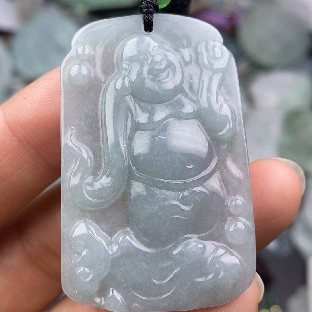 翡翠挂件未镶嵌翡翠