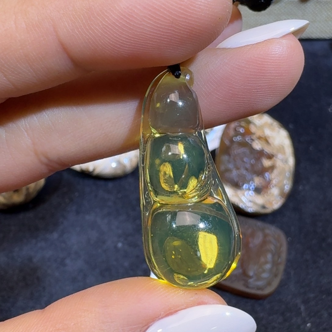 琥珀珠宝奇石未镶嵌福豆