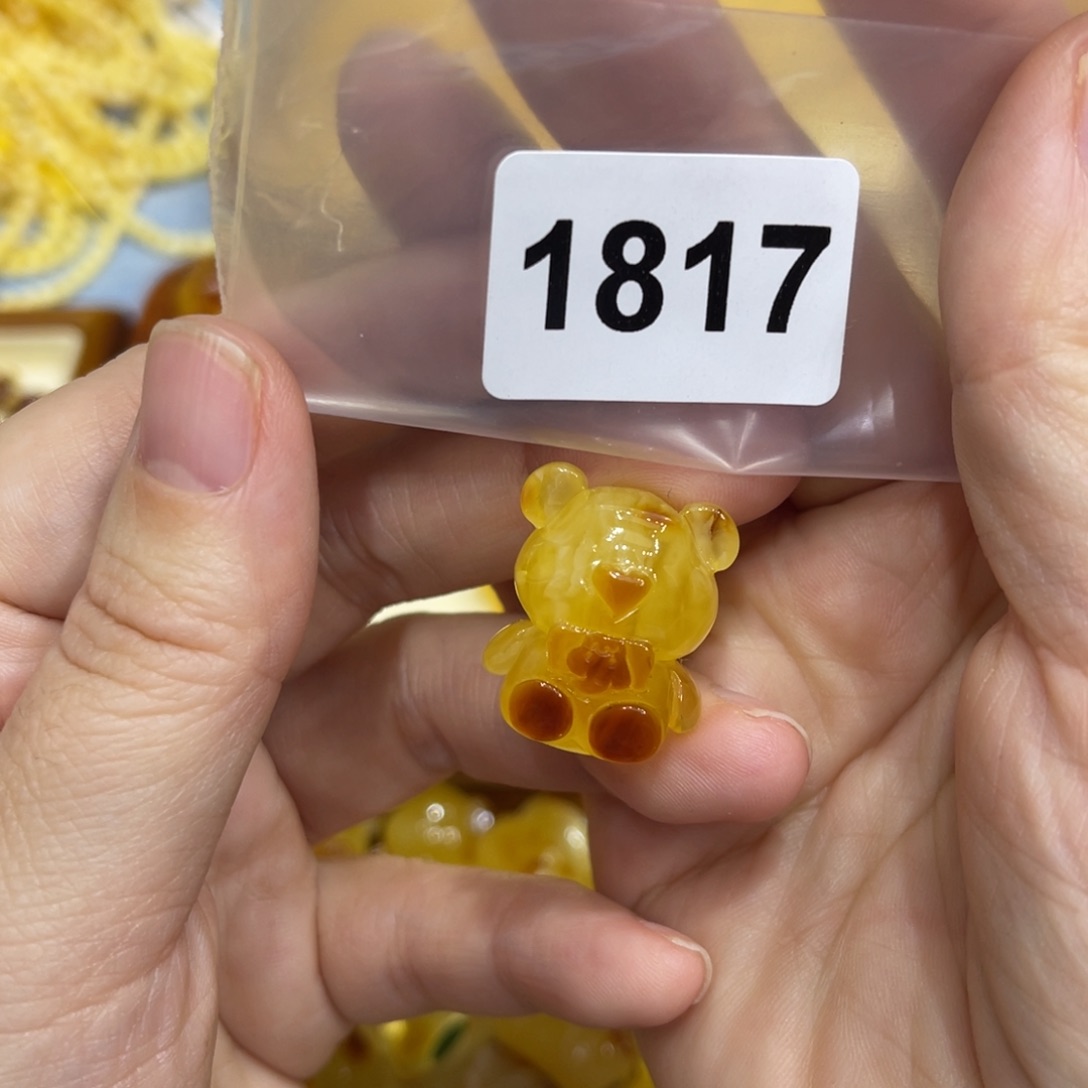 琥珀珠宝奇石未镶嵌