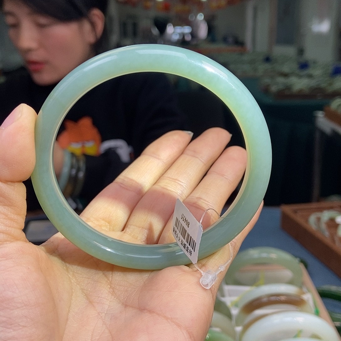 和田玉手镯未镶嵌澄**毅