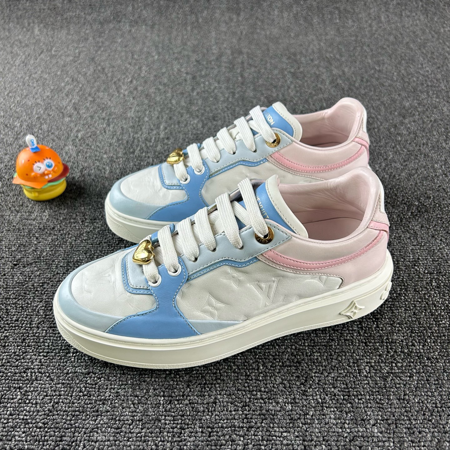 95新 LouisVuitton/路易威登 拼色休闲鞋36.5码 HB5298 