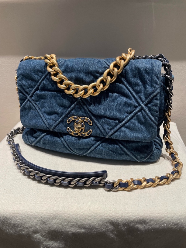 99新  大吉中古/Chanel香奈儿丹宁牛仔中号19bag斜挎包