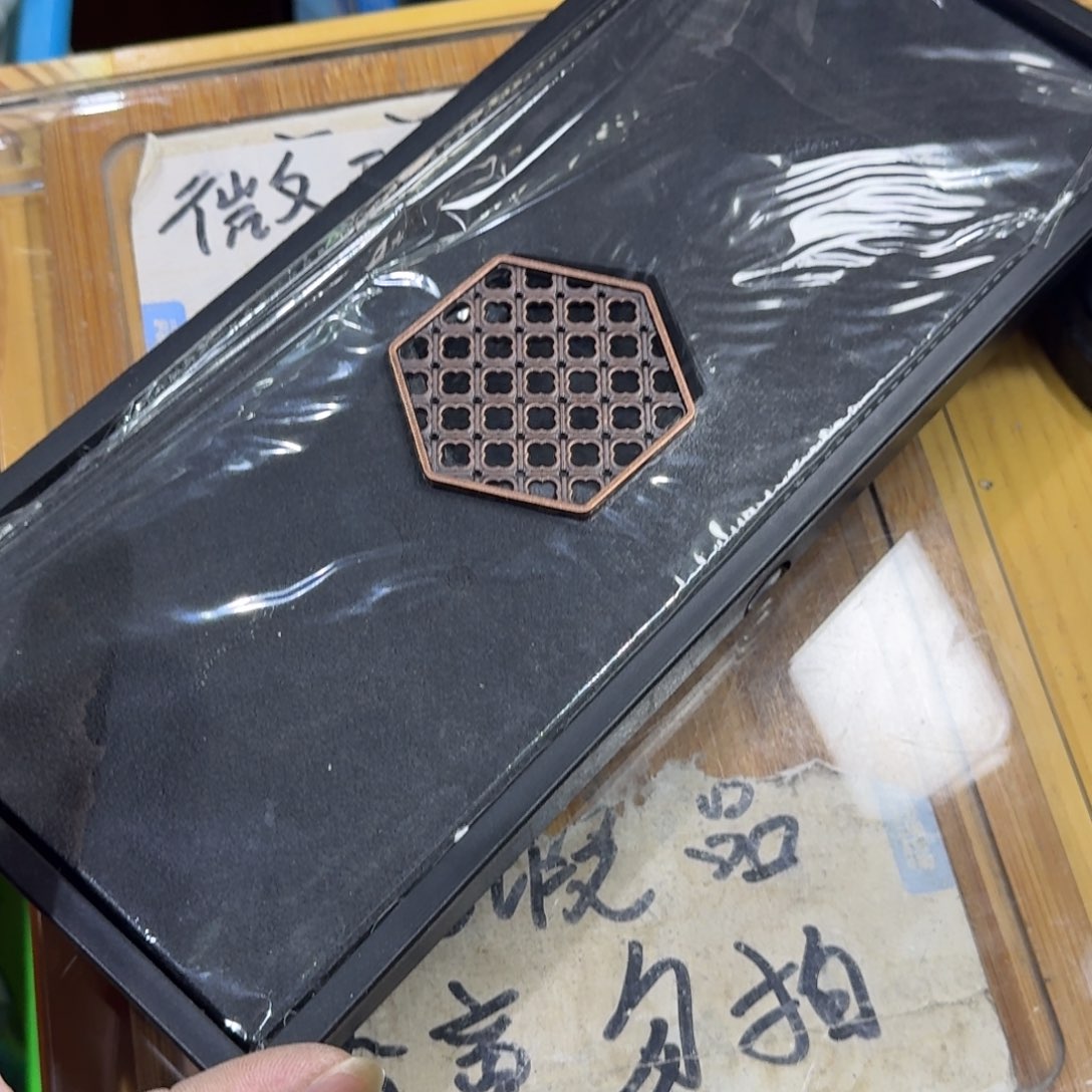 微瑕疵介意勿拍陶瓷器皿M600