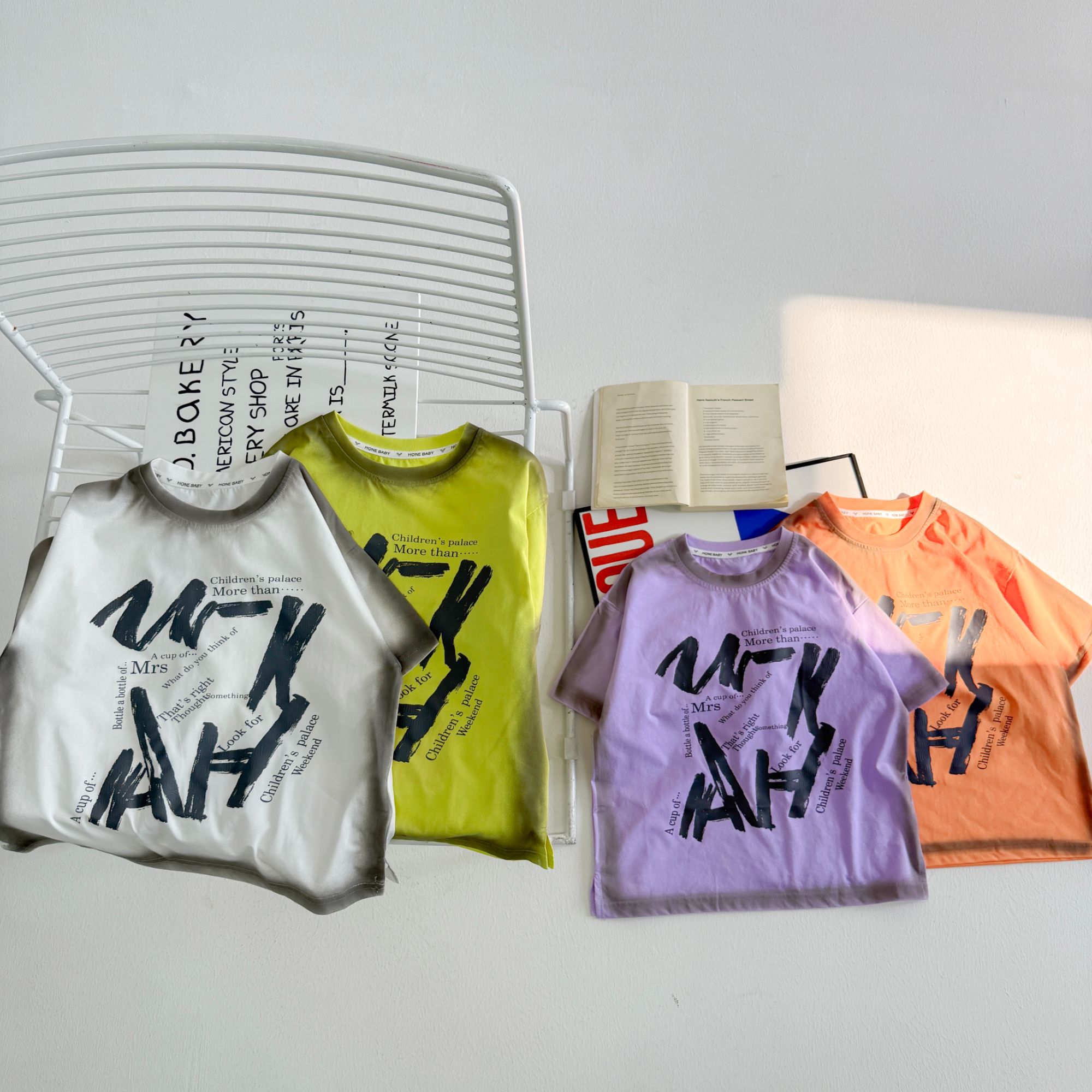 若大王时尚儿童百搭童装大字母喷染短袖T恤 95T02